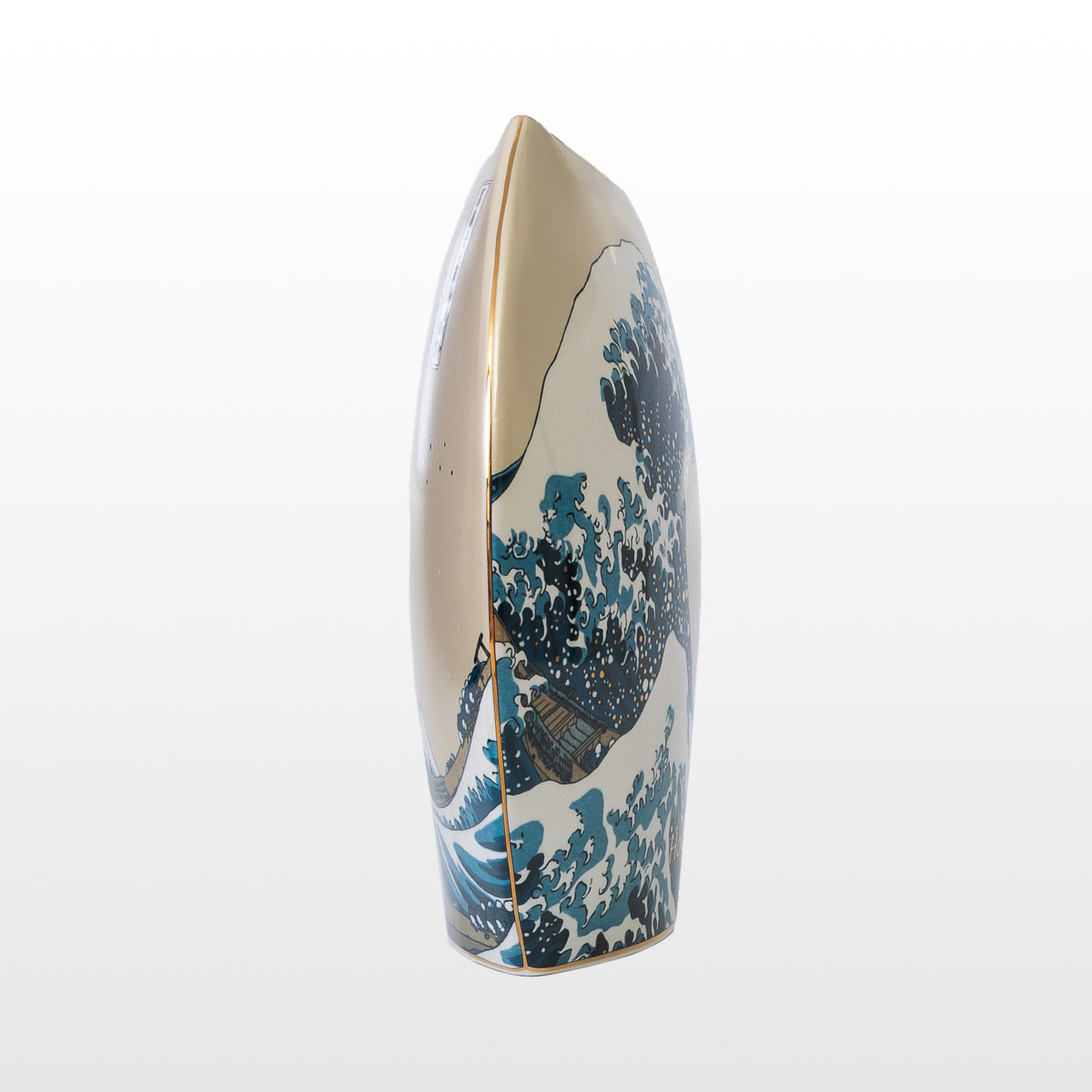 Vase en porcelaine Hokusai : La grande vague de Kanagawa (détail 2)