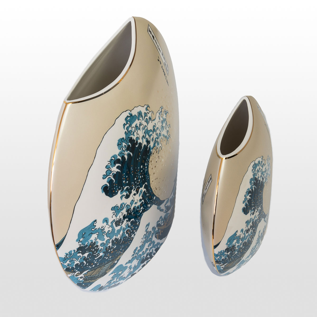 Vase en porcelaine Hokusai : La grande vague de Kanagawa (détail 4)